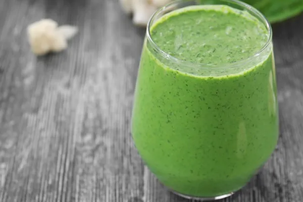 Basit yeşil smoothie