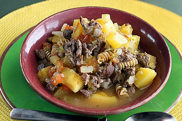 Doyurucu dana çorbası