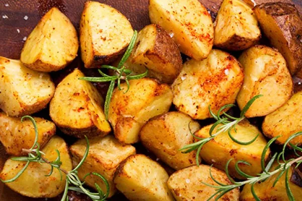 Fırında otlu patates