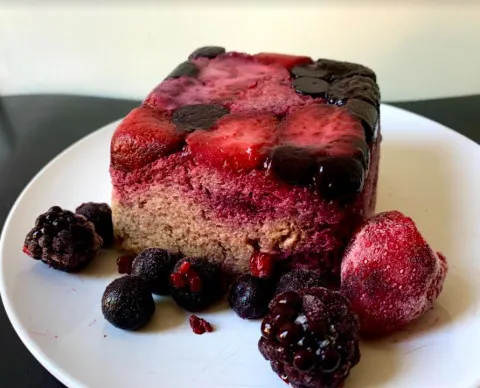 Meyveli ekmek pudingi