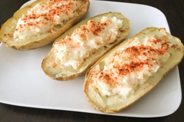 Peynirli doldurulmuş patates
