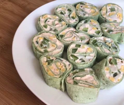 Sebzeli tortilla ruloları