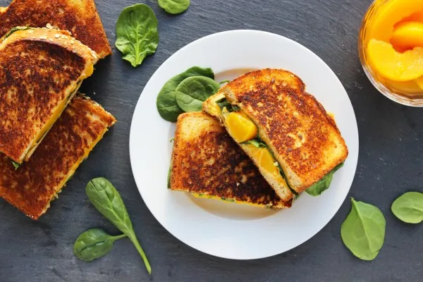 Şeftalili tost