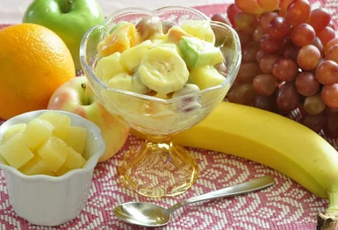 Sihirli meyve salatası