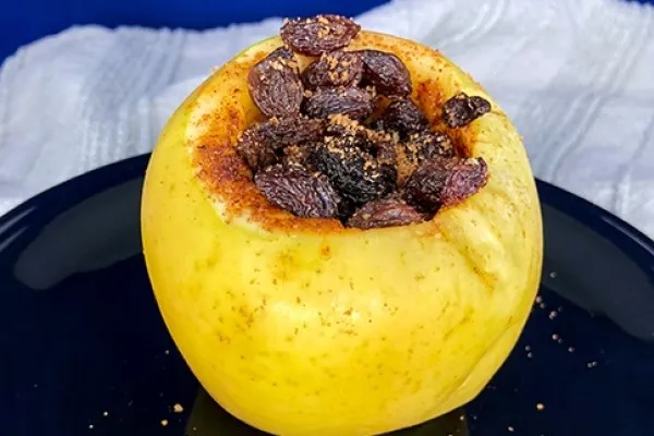 Şölenlik mikrodalga fırın elma